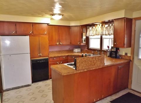 908 E Benton St, Morris, IL 60450 photo 7