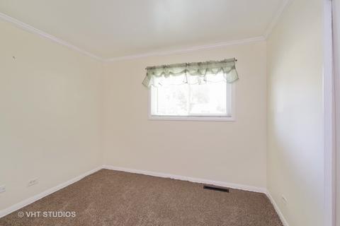 313 Fletcher Dr, Wheeling, IL 60090 photo 11