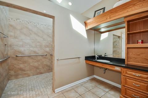 16303 S Forest Edge Dr, Plainfield, IL 60586 photo 7