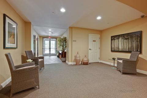 2700 Summit Dr #112, Glenview, IL 60025 photo 3