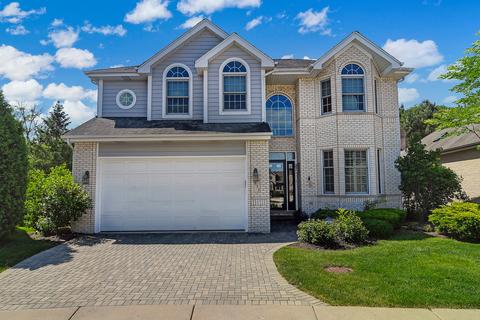 833 Emerald Ct, Willowbrook, IL 60527 photo 1