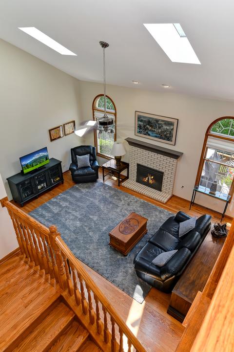 833 Emerald Ct, Willowbrook, IL 60527 photo 25