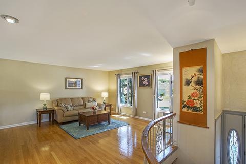 1340 W Meyer Dr, Addison, IL 60101 photo 5