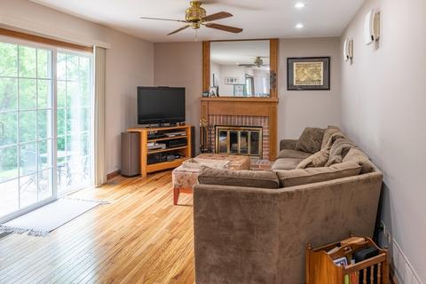 757 Holly Dr, Bartlett, IL 60103 photo 6