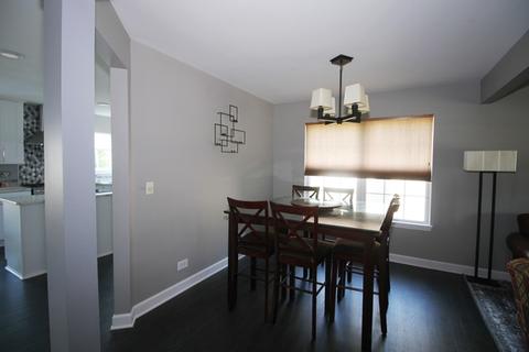 3181 Bennett Pl, Aurora, IL 60502 photo 8