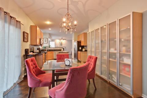 5351 Galloway Dr, Hoffman Estates, IL 60192 photo 13