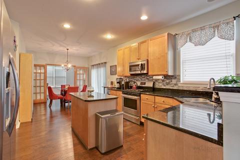 5351 Galloway Dr, Hoffman Estates, IL 60192 photo 12