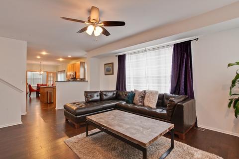 5351 Galloway Dr, Hoffman Estates, IL 60192 photo 9