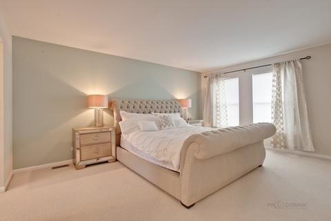 5351 Galloway Dr, Hoffman Estates, IL 60192 photo 17