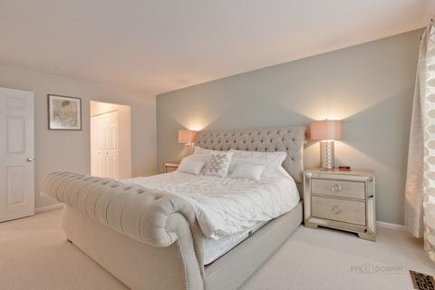 5351 Galloway Dr, Hoffman Estates, IL 60192 photo 18