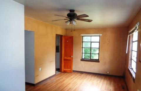 3054 W Main Ave, Kankakee, IL 60901 photo 4