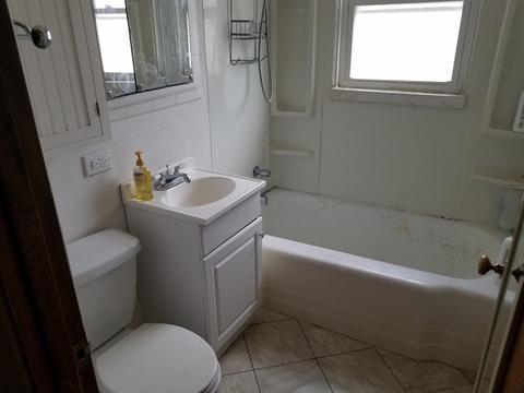 620 Forest Ave, Aurora, IL 60505 photo 8