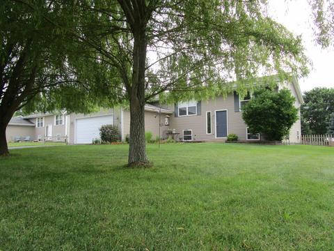120 Shadowbrook Dr, Capron, IL 61012 photo 1