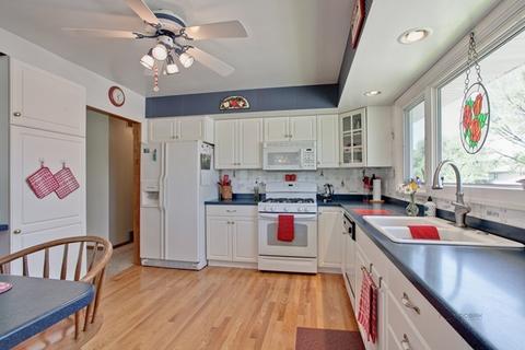 2080 Carling Rd, Hoffman Estates, IL 60169 photo 9