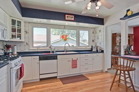 2080 Carling Rd, Hoffman Estates, IL 60169 photo 11