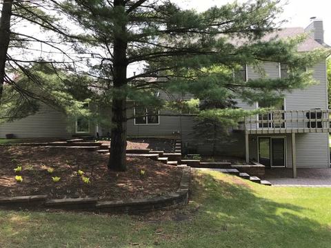 7350 Grace Dr, Roscoe, IL 61073 photo 5