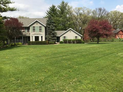 7350 Grace Dr, Roscoe, IL 61073 photo 1