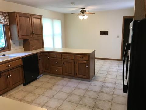 7350 Grace Dr, Roscoe, IL 61073 photo 11