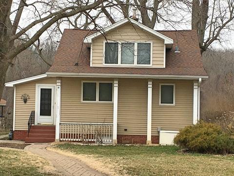 9711 Arthur Rd, Algonquin, IL 60102 photo 1
