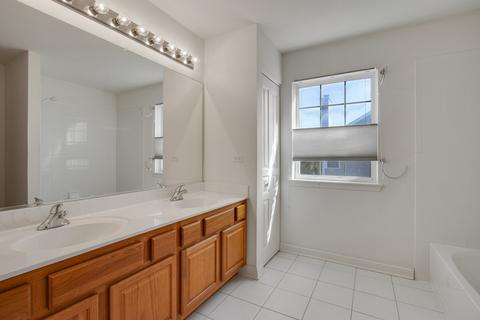 393 Lela Ln, Bartlett, IL 60103 photo 20