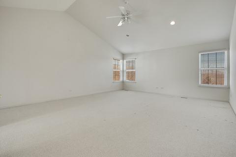 393 Lela Ln, Bartlett, IL 60103 photo 15
