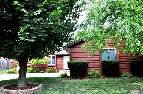601 N Lyle Ave, Elgin, IL 60123 photo 2