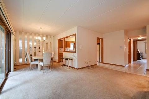 13432 E Circle Dr #501, Crestwood, IL 60445 photo 4