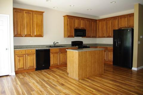 284 Comstock Dr, Elgin, IL 60124 photo 7