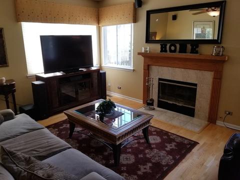 1622 Rosehall Ln, Elgin, IL 60123 photo 4