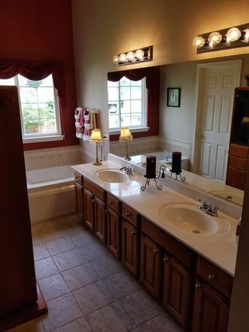 1622 Rosehall Ln, Elgin, IL 60123 photo 14