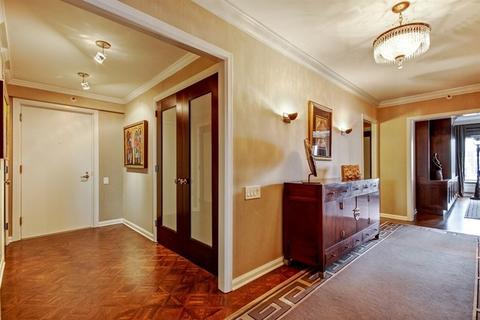 161 E Chicago Ave #27E, Chicago, IL 60611 photo 13