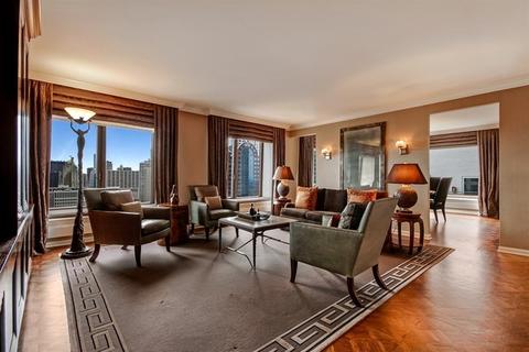 161 E Chicago Ave #27E, Chicago, IL 60611 photo 2