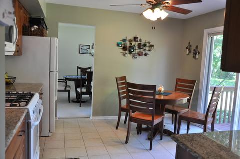 2261 Durham Dr, Wheaton, IL 60189 photo 5