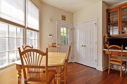 434 Brantley Pl, Wheaton, IL 60187 photo 8