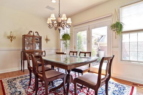 434 Brantley Pl, Wheaton, IL 60187 photo 9