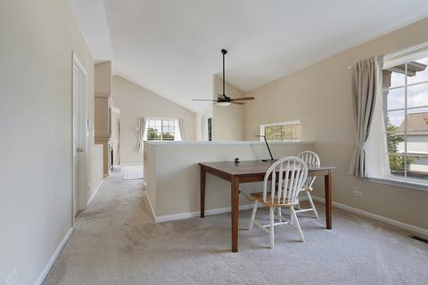 2390 Oakfield Ct, Aurora, IL 60503 photo 7