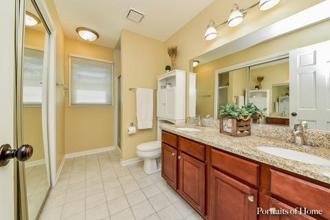 2215 Lakeside Dr, Aurora, IL 60504 photo 15