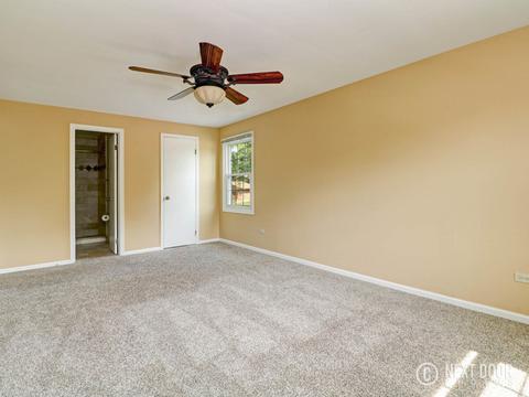 47 Devonshire Cir, Elgin, IL 60123 photo 19