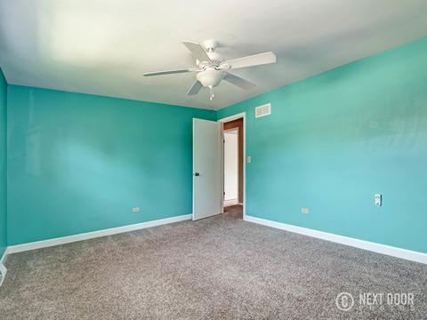 47 Devonshire Cir, Elgin, IL 60123 photo 25