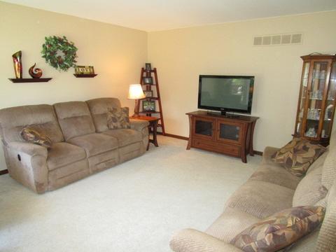 2876 173rd Pl, Lansing, IL 60438 photo 4
