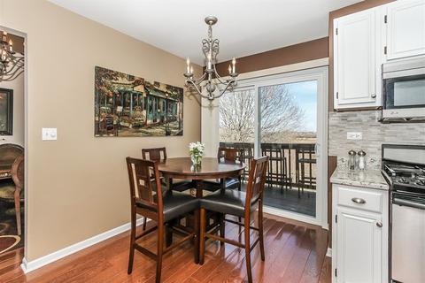 1382 Branden Ln, Bartlett, IL 60103 photo 13