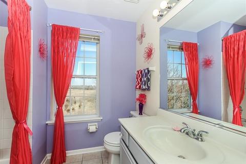 1382 Branden Ln, Bartlett, IL 60103 photo 25