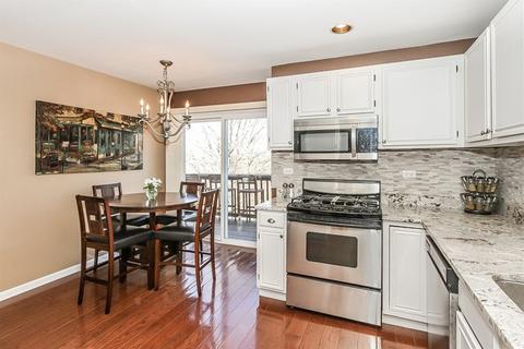 1382 Branden Ln, Bartlett, IL 60103 photo 10