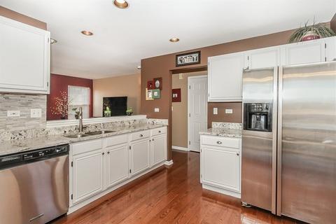 1382 Branden Ln, Bartlett, IL 60103 photo 12