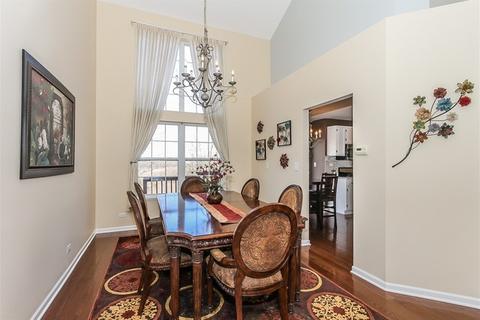 1382 Branden Ln, Bartlett, IL 60103 photo 8