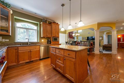 11666 Rushmore Dr, Plainfield, IL 60585 photo 9