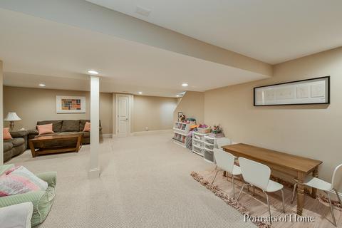 2042 Cromwell Dr, Wheaton, IL 60189 photo 21