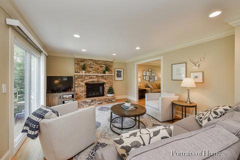 2042 Cromwell Dr, Wheaton, IL 60189 photo 7