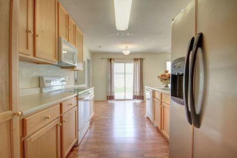 708 Corey Ln, Champaign, IL 61822 photo 17