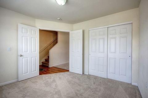 708 Corey Ln, Champaign, IL 61822 photo 9